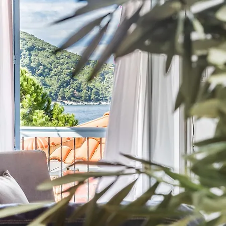 Апарт-отель Milia Paralia Milia